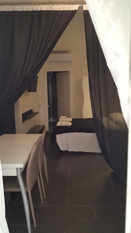 Sweet Roma Hotell Eksteriør bilde